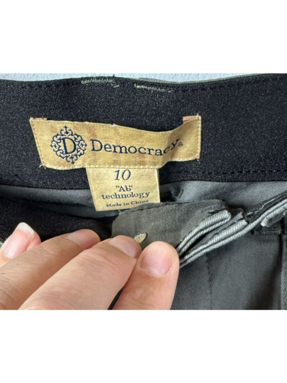 Democracy "Ab Technology" High Rise Utility Pants Gray Womens 10 Roll Cuff Cargo - Picture 8 of 10